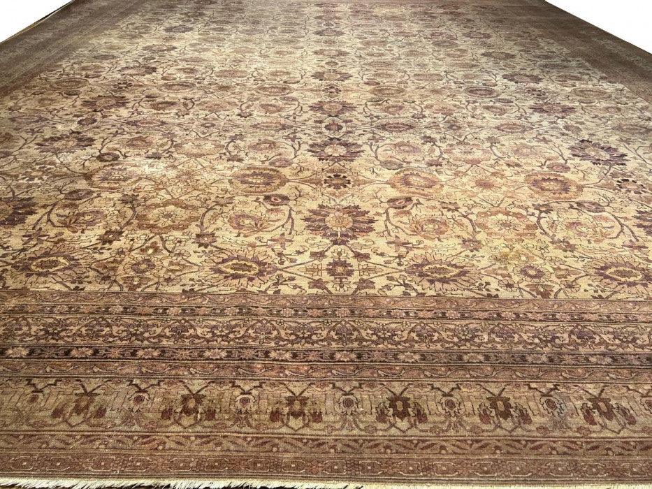 Canvello Fine Hand Antique Agra rug - 14'11'' X 17'7''